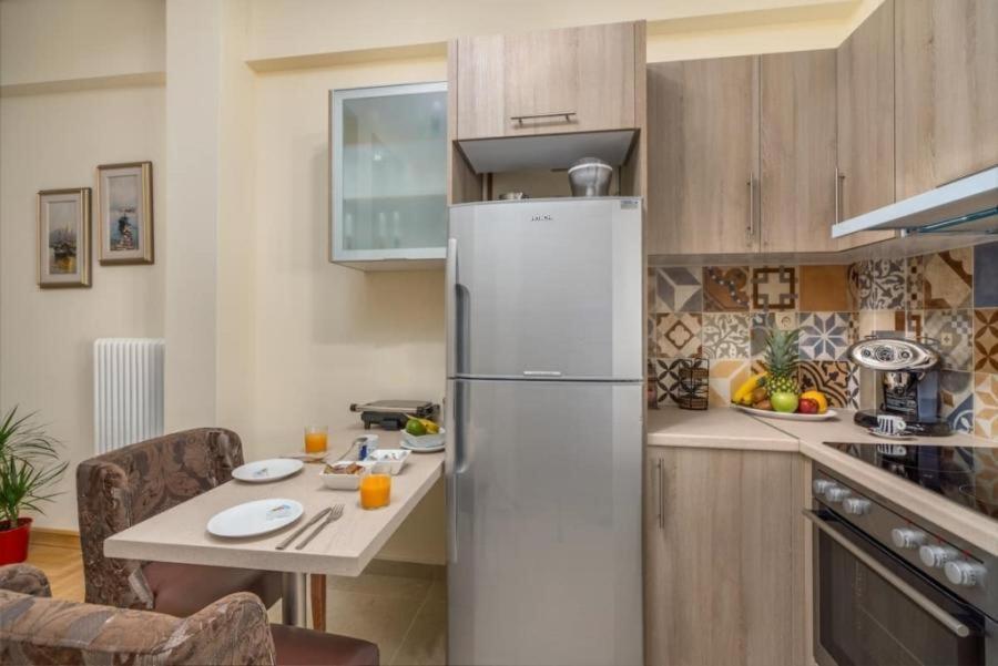 Athenian Elegant Apt Near Acropolisアパートメント エクステリア 写真