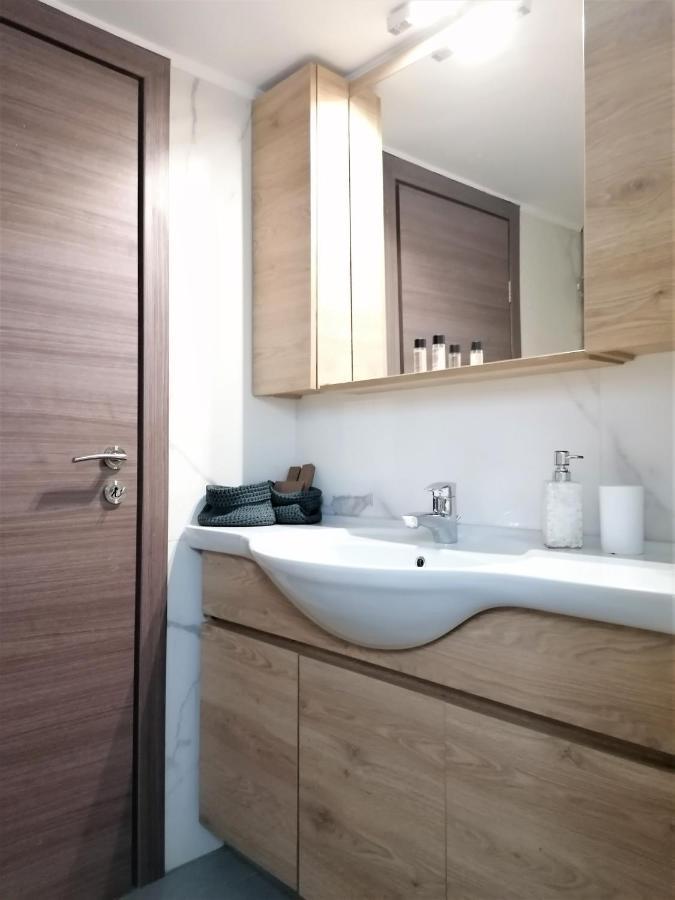Athenian Elegant Apt Near Acropolisアパートメント エクステリア 写真